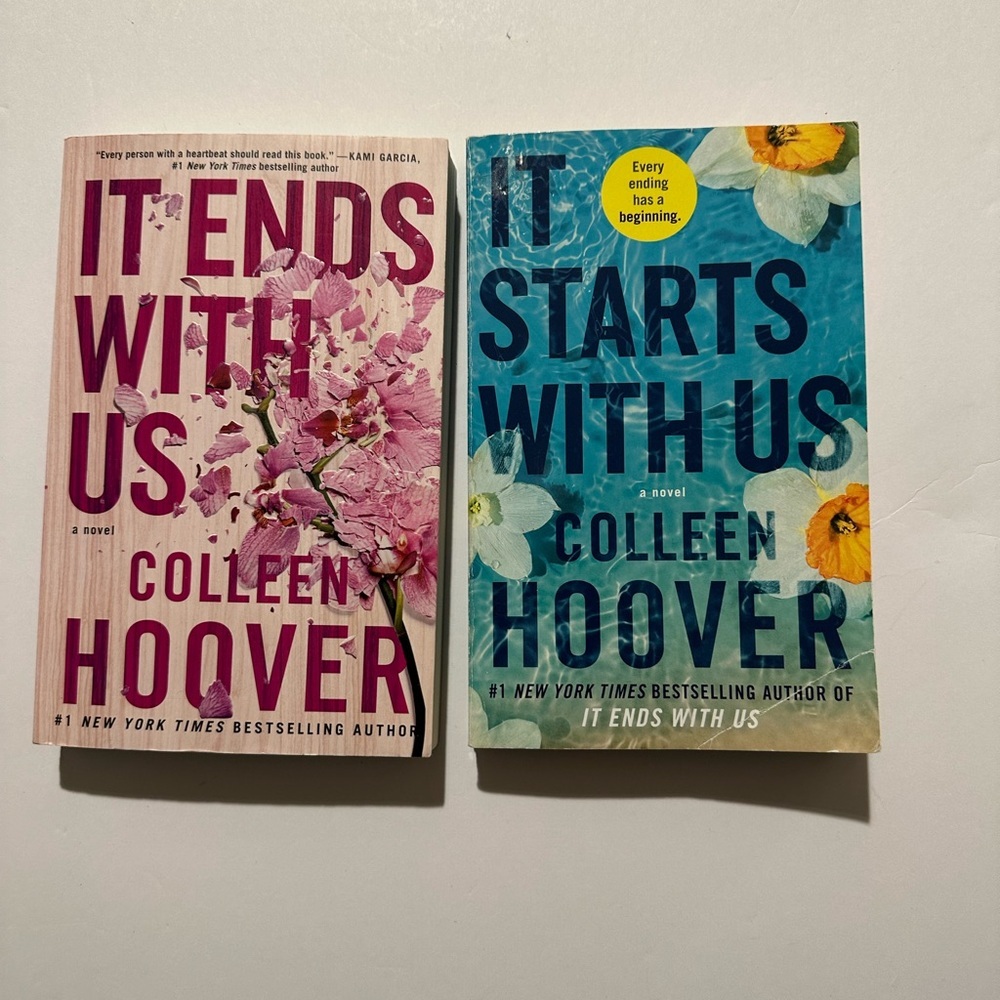Colleen Hoover Book Set - It Ends With Us & It Starts With Us Set